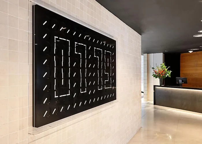 Kasino-Hotel: The Artist Grand Hotel Of Art