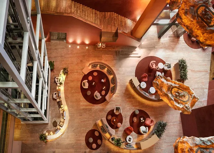 Hotel mit Pool: Hotel Melia Bilbao